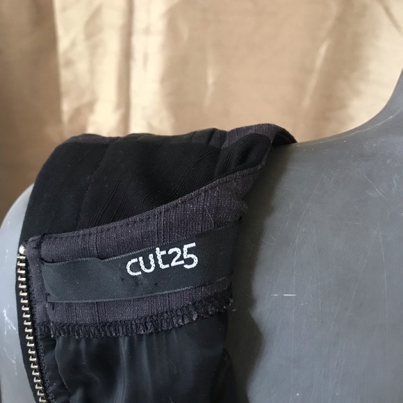 Cut25 by Yigal Azrouel - Picture 7 of 8